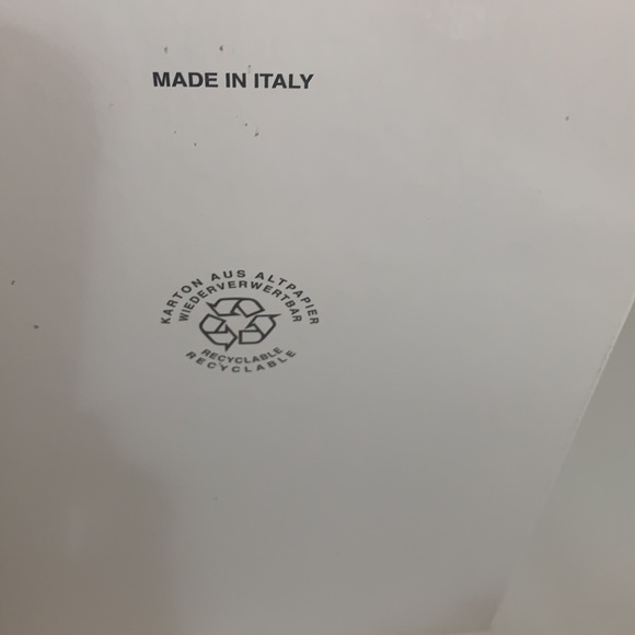 Manolo Blahnik size 11 orange suede tasseled flips - Picture 9 of 9